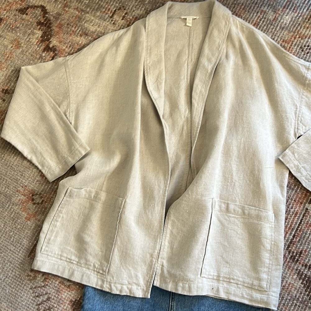 VTG Eileen Organic Linen Cardigan